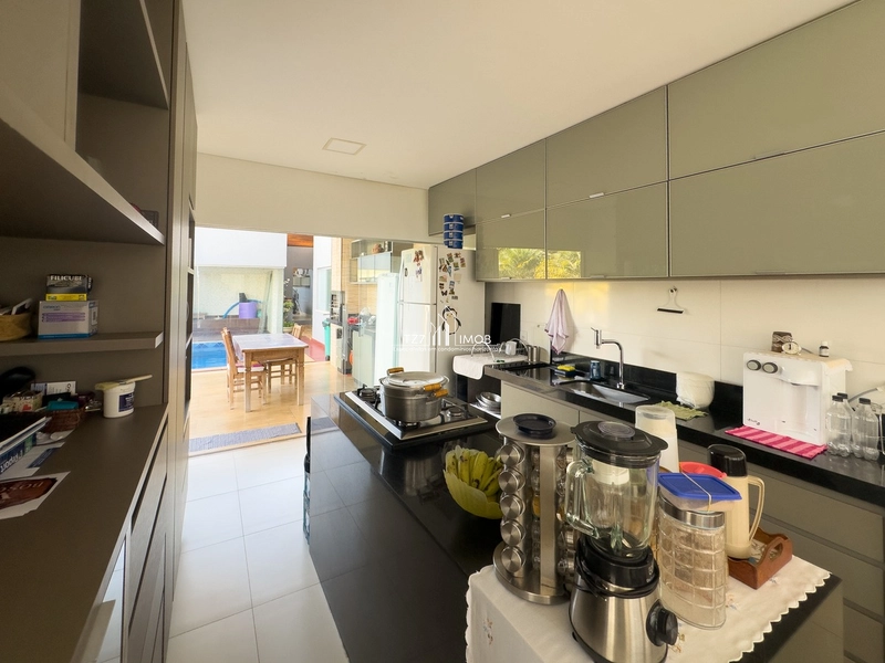 Casa térrea de esquina, semimobiliada, com 3 suítes.: 11ª foto da galeria de imagens do imóvel