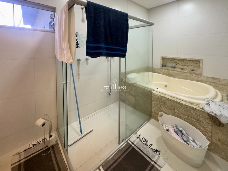 Casa térrea de esquina, semimobiliada, com 3 suítes.: 31ª foto da galeria de imagens do imóvel