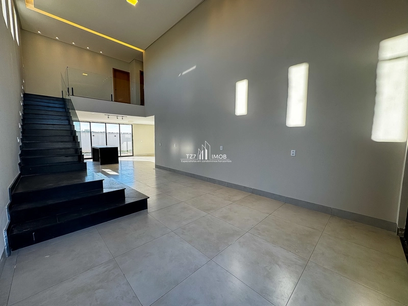 Sobrado com 4 quartos, sendo 3 suítes plenas, incluindo uma master.: 5ª foto da galeria de imagens do imóvel