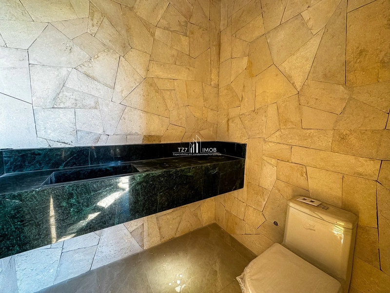 Triplex com 4 suítes plenas, incluindo uma master com closet.: 20ª foto da galeria de imagens do imóvel