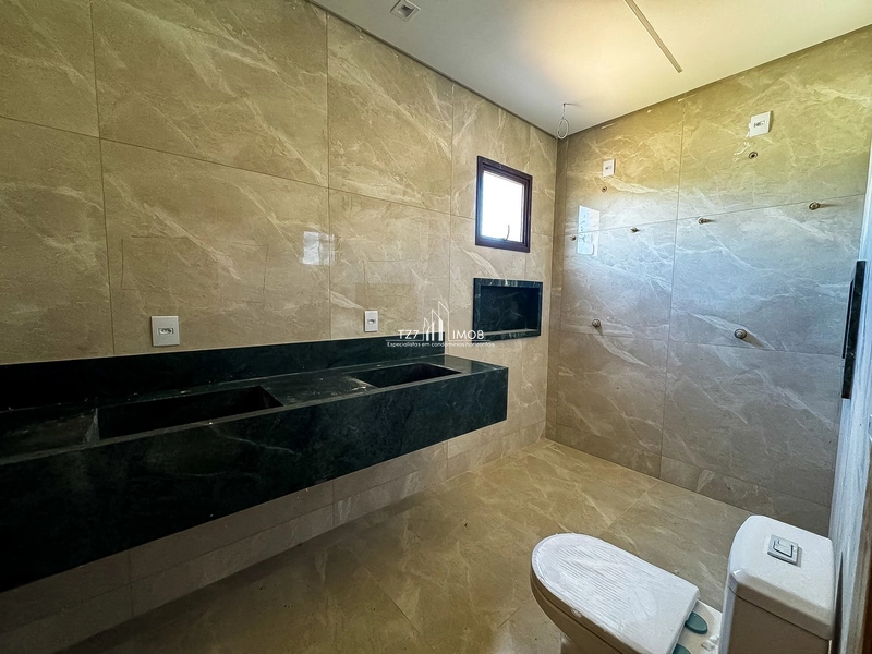 Triplex com 4 suítes plenas, incluindo uma master com closet.: 26ª foto da galeria de imagens do imóvel
