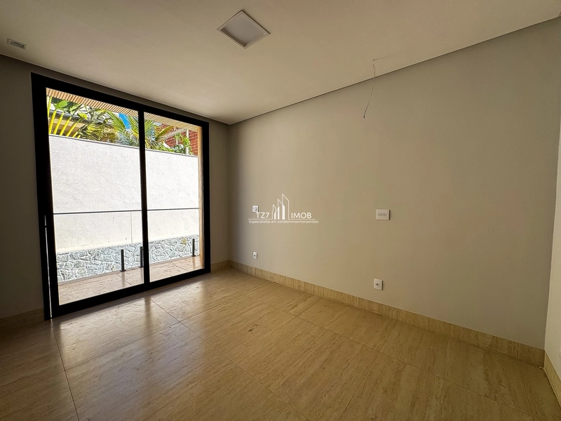 Triplex com 4 suítes plenas, incluindo uma master com closet.: 25ª foto da galeria de imagens do imóvel