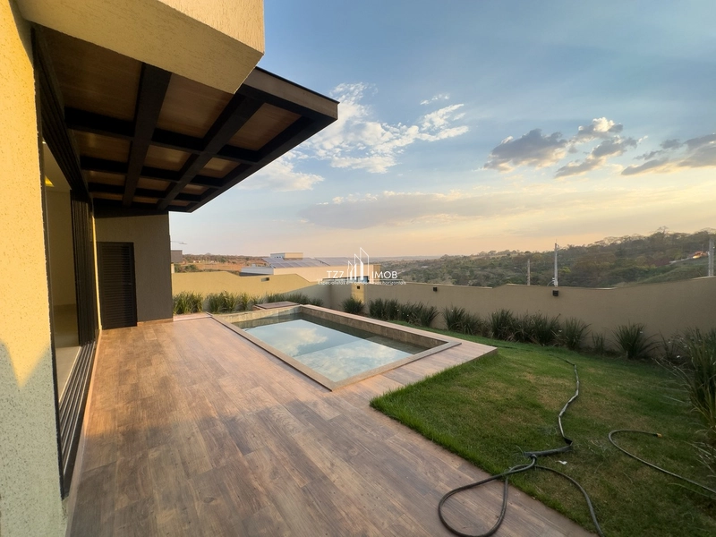 Sobrado novo com 3 suítes plenas, incluindo uma master com closet.: 11ª foto da galeria de imagens do imóvel