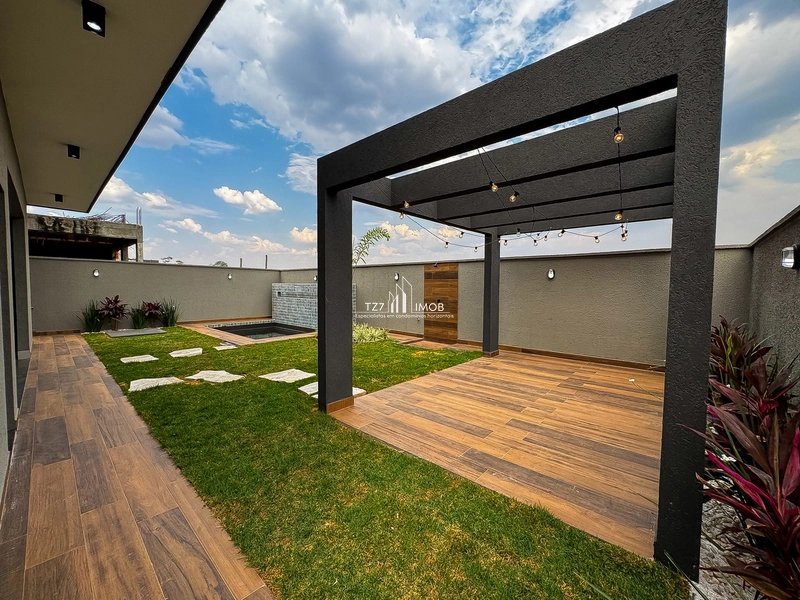 Casa térrea com 4 quartos, sendo 3 suítes completa em armários na sala: 32ª foto da galeria de imagens do imóvel