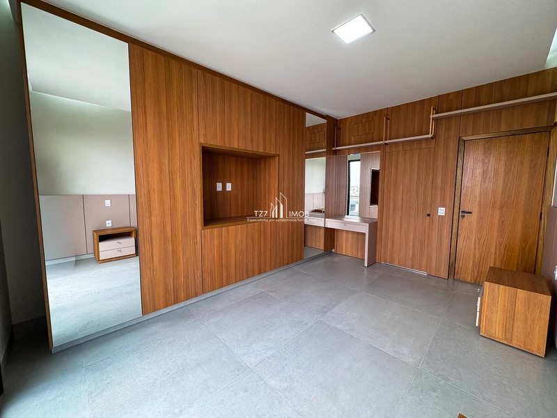 Casa térrea com 4 quartos, sendo 3 suítes completa em armários na sala: 21ª foto da galeria de imagens do imóvel