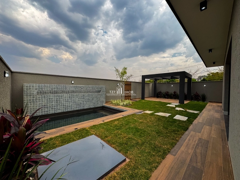 Casa térrea com 4 quartos, sendo 3 suítes completa em armários na sala: 28ª foto da galeria de imagens do imóvel