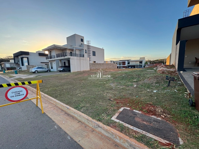 Ágio Jardins França, lote com 415,00 m², fundo para mata.