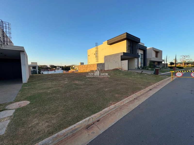 Ágio Jardins França, lote com 415,00 m², fundo para mata.: 2ª foto da galeria de imagens do imóvel