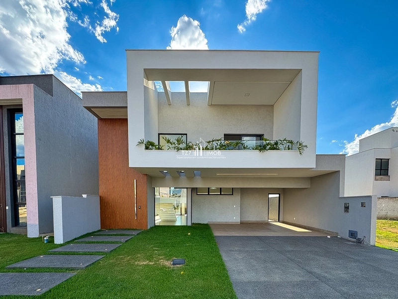 Sobrado de alto padrão com 3 suítes plenas + home office.