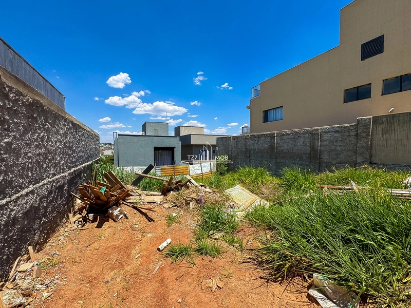 Oportunidade, lote no Jardins Capri, com 256,12 m² - Quitado...: 5ª foto da galeria de imagens do imóvel