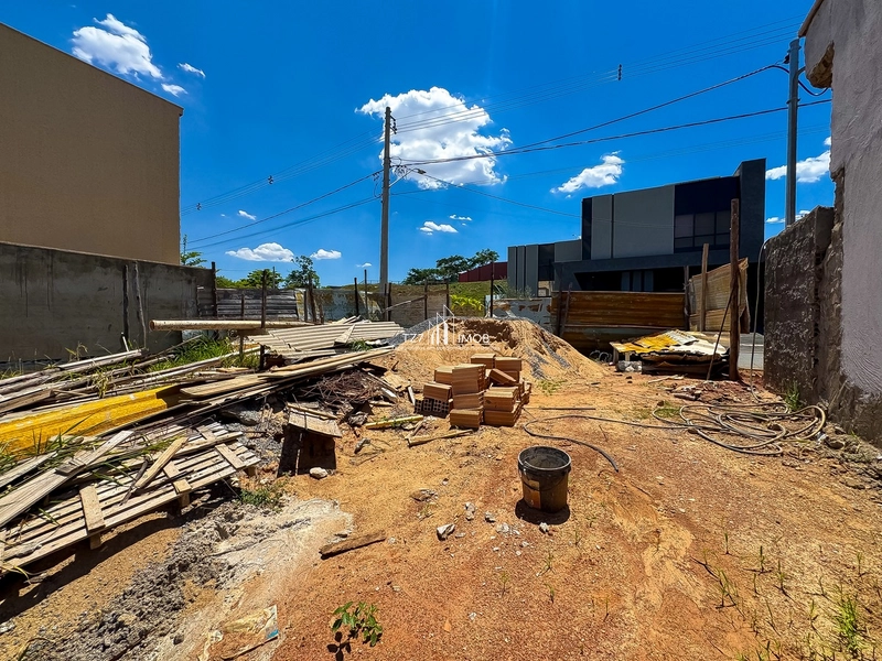 Oportunidade, lote no Jardins Capri, com 256,12 m² - Quitado...: 6ª foto da galeria de imagens do imóvel