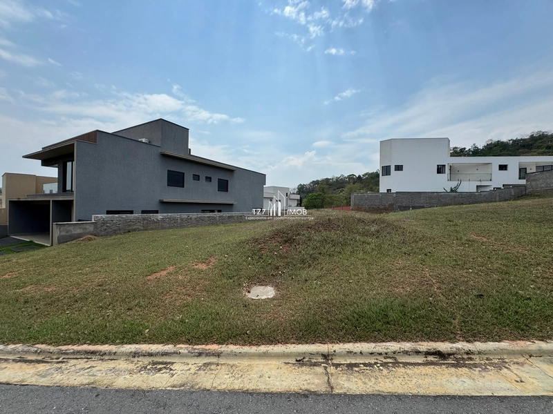 Lote no Jardins Barcelona, Vista definitiva, Quitado e Registrado.