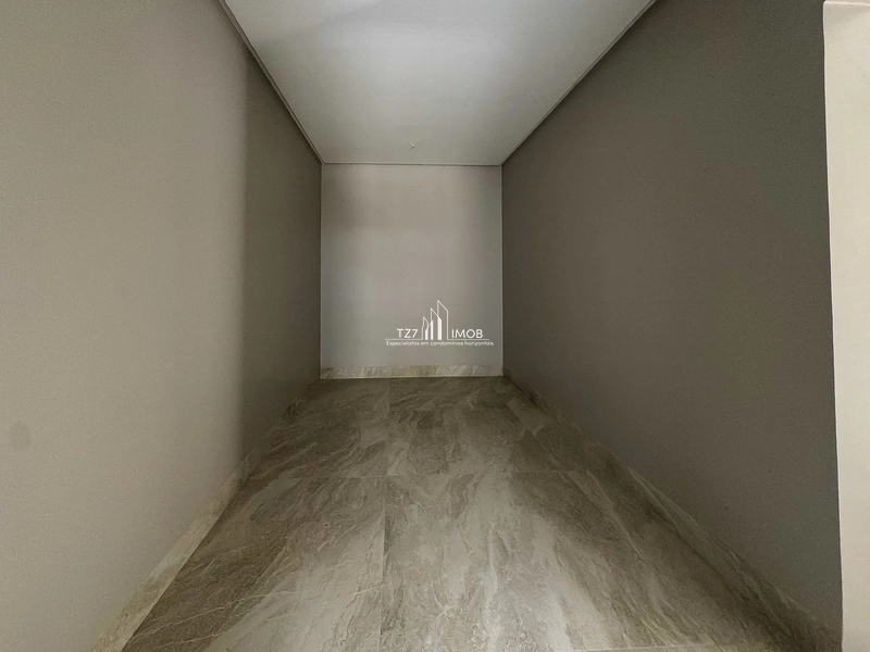 Casa de Alto Padrão com 4 suítes plenas, incluindo uma master .: 35ª foto da galeria de imagens do imóvel