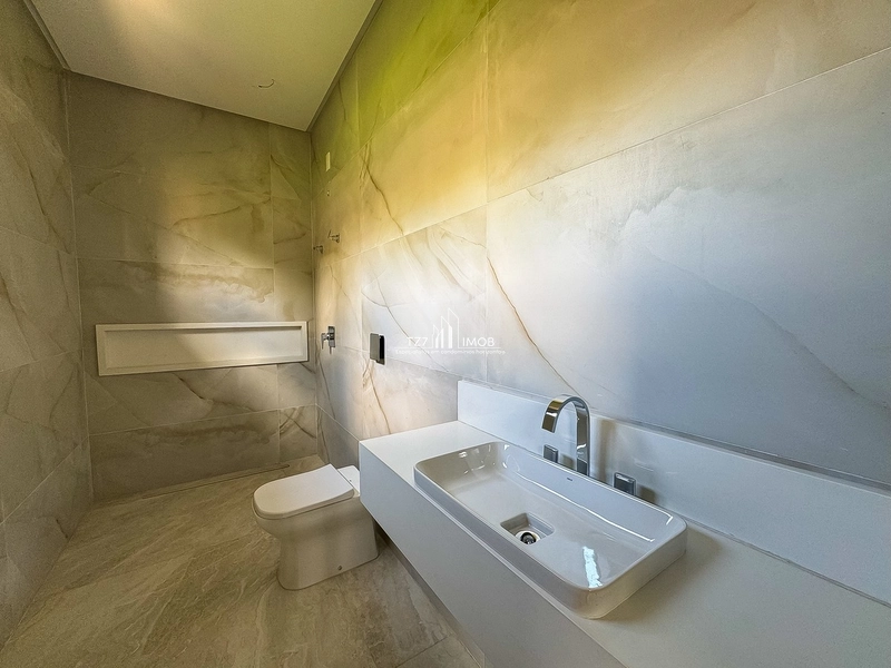 Casa de Alto Padrão com 4 suítes plenas, incluindo uma master .: 33ª foto da galeria de imagens do imóvel