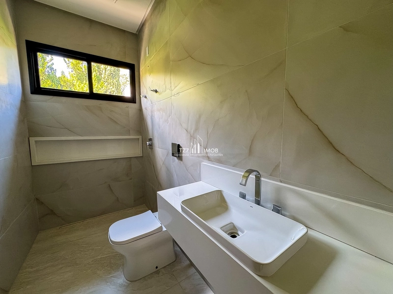 Casa de Alto Padrão com 4 suítes plenas, incluindo uma master .: 23ª foto da galeria de imagens do imóvel