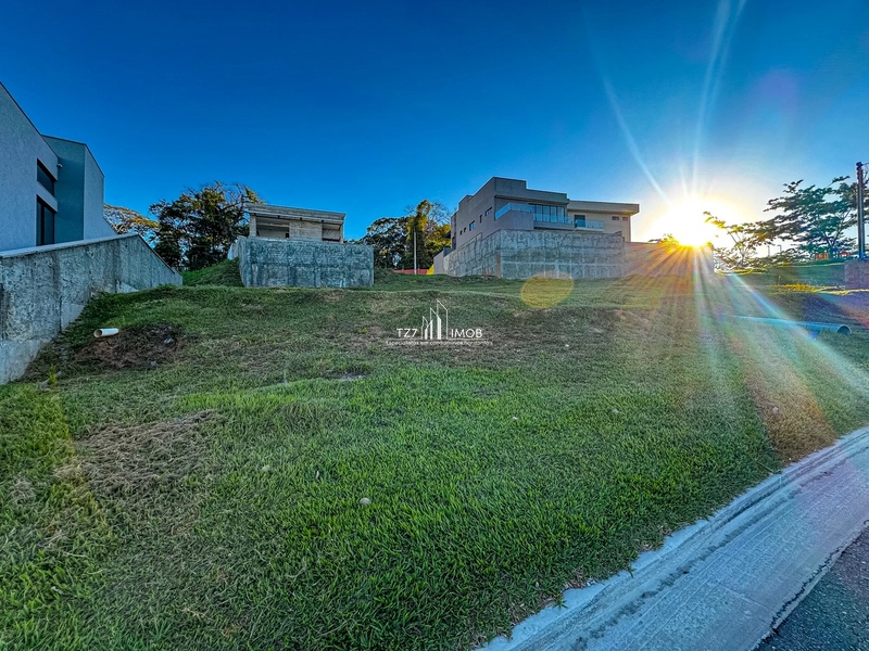 Lote em oportunidade, Quitado e registrado no Jardins Nápoles.: 3ª foto da galeria de imagens do imóvel
