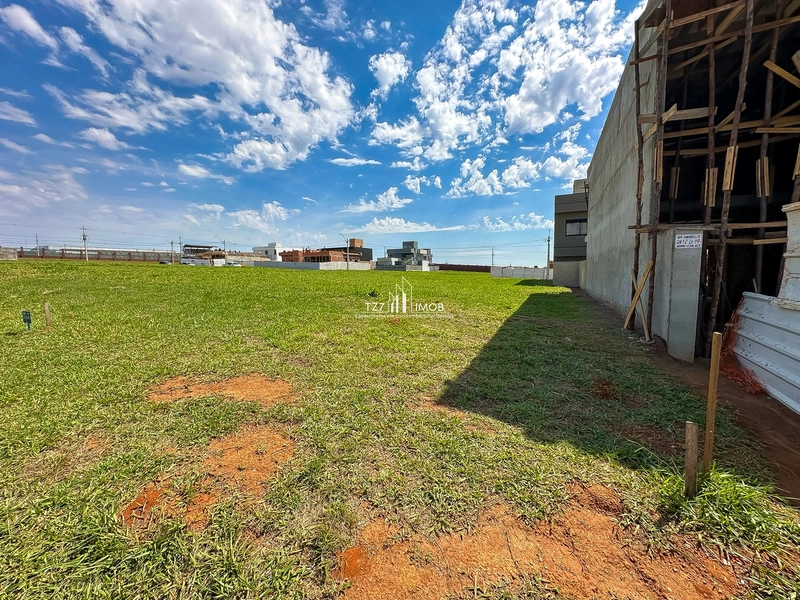 Oportunidade no Jardins Versalhes, com 211,20 m² - Quitado R$ 170.000: 3ª foto da galeria de imagens do imóvel