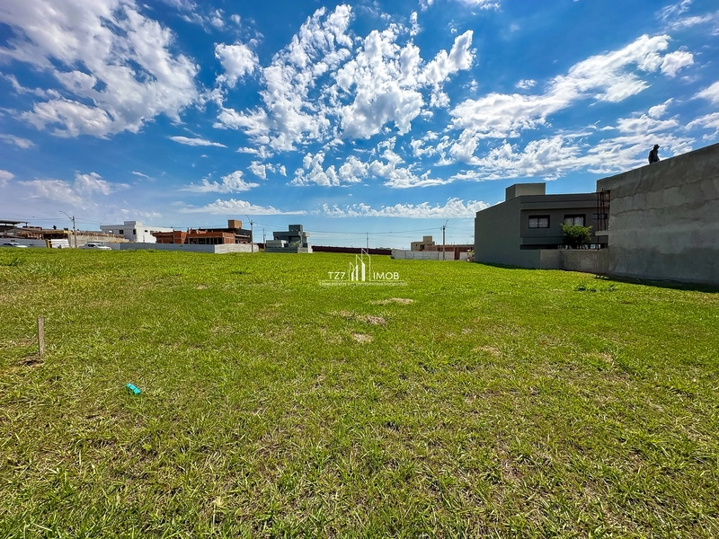 Oportunidade no Jardins Versalhes, com 211,20 m² - Quitado R$ 170.000: 3ª foto da galeria de imagens do imóvel
