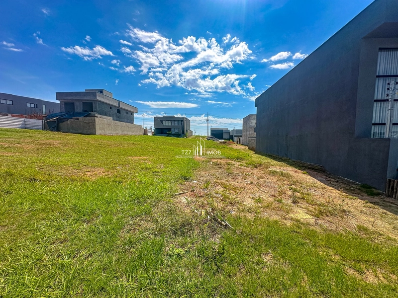 Oportunidade no Jardins Versalhes, com 230,40 m² -Quitado e Registrado: 3ª foto da galeria de imagens do imóvel