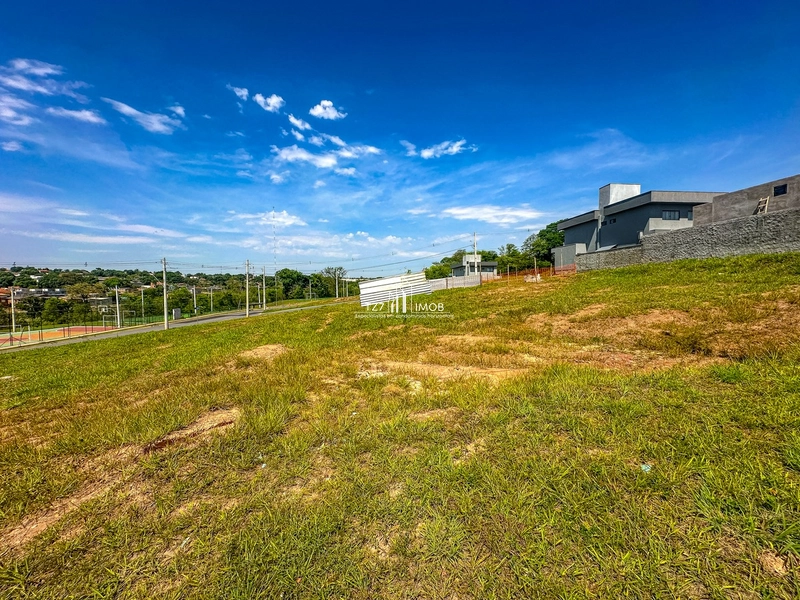 Oportunidade no Jardins Versalhes, com 230,40 m² -Quitado e Registrado: 3ª foto da galeria de imagens do imóvel