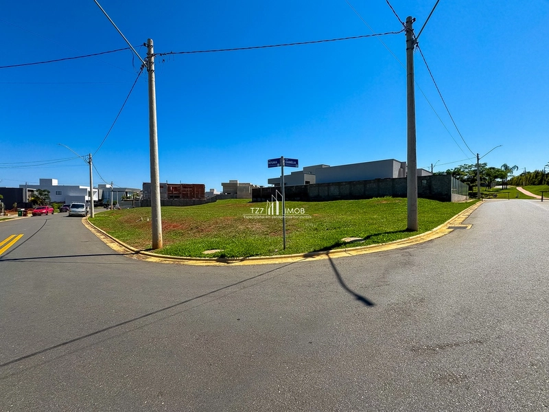 Lote de esquina no Jardins Capri - Lote Plano com 442,25 m²-: 2ª foto da galeria de imagens do imóvel