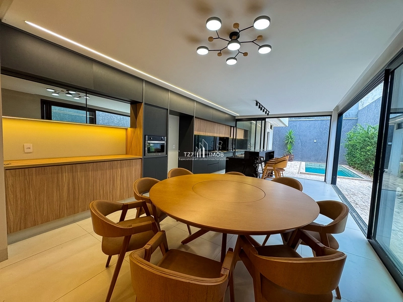 Casa contemporânea com 3 suítes plenas, sendo uma master com closet: 11ª foto da galeria de imagens do imóvel