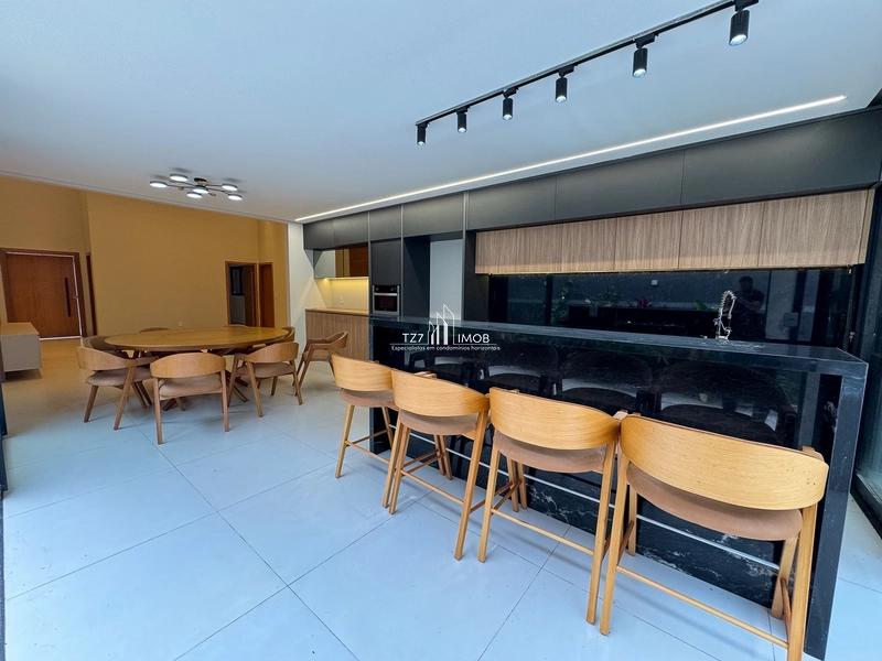 Casa contemporânea com 3 suítes plenas, sendo uma master com closet: 13ª foto da galeria de imagens do imóvel