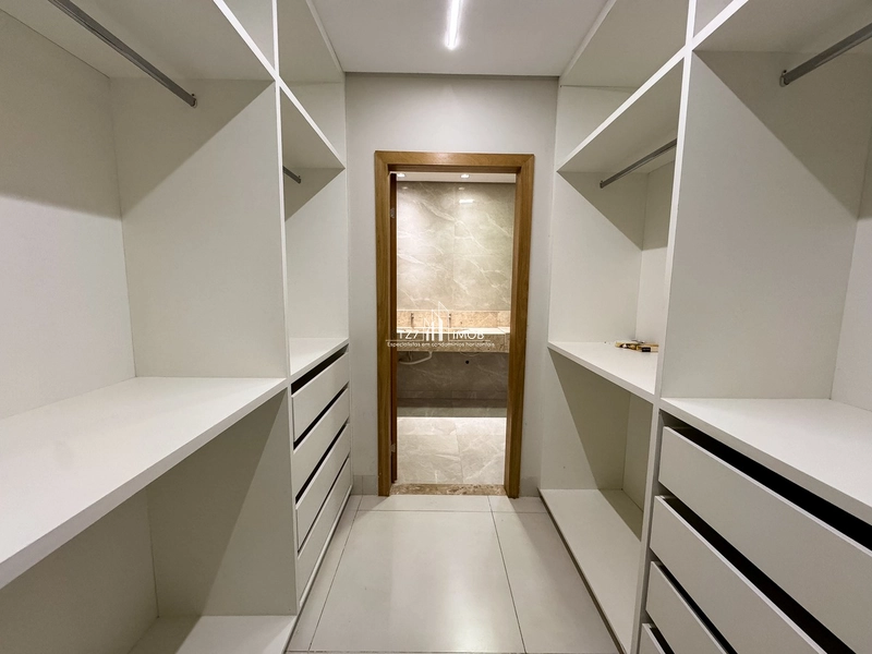 Casa contemporânea com 3 suítes plenas, sendo uma master com closet: 28ª foto da galeria de imagens do imóvel