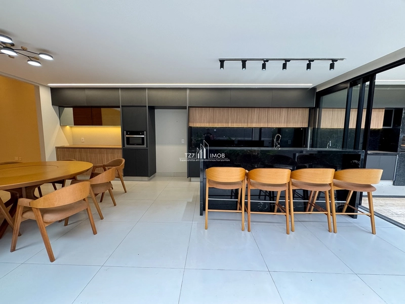 Casa contemporânea com 3 suítes plenas, sendo uma master com closet: 12ª foto da galeria de imagens do imóvel