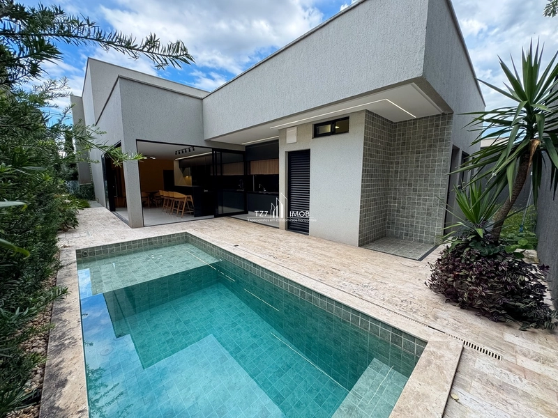 Casa contemporânea com 3 suítes plenas, sendo uma master com closet: 18ª foto da galeria de imagens do imóvel