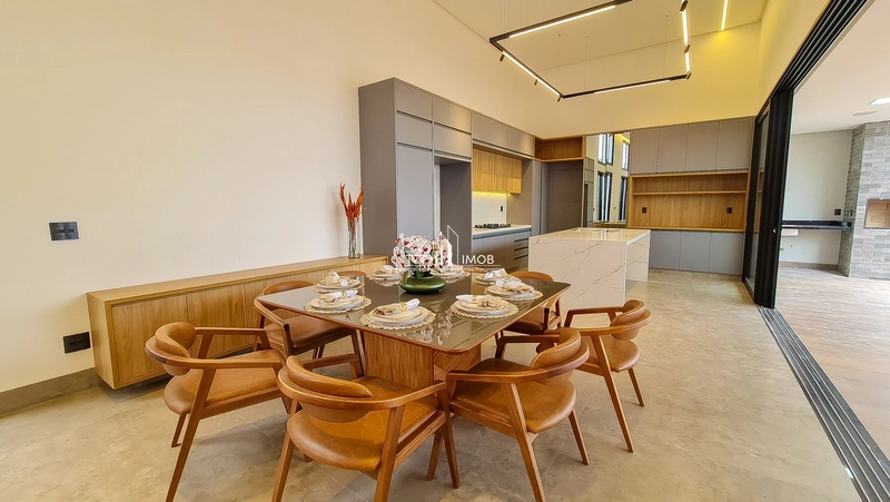 Casa Térrea com 3 suítes plenas, no Jardins Nápoles: 12ª foto da galeria de imagens do imóvel