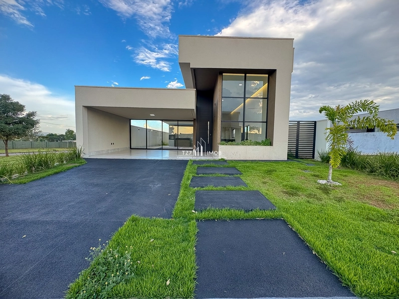 Casa térrea sendo 3 suítes independentes no condomínio terras alpha 1