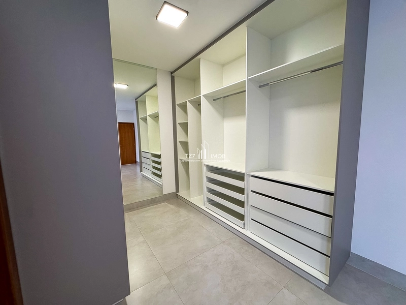 Casa Térrea com 3 quartos sendo 1 suíte, completa em armários.: 24ª foto da galeria de imagens do imóvel