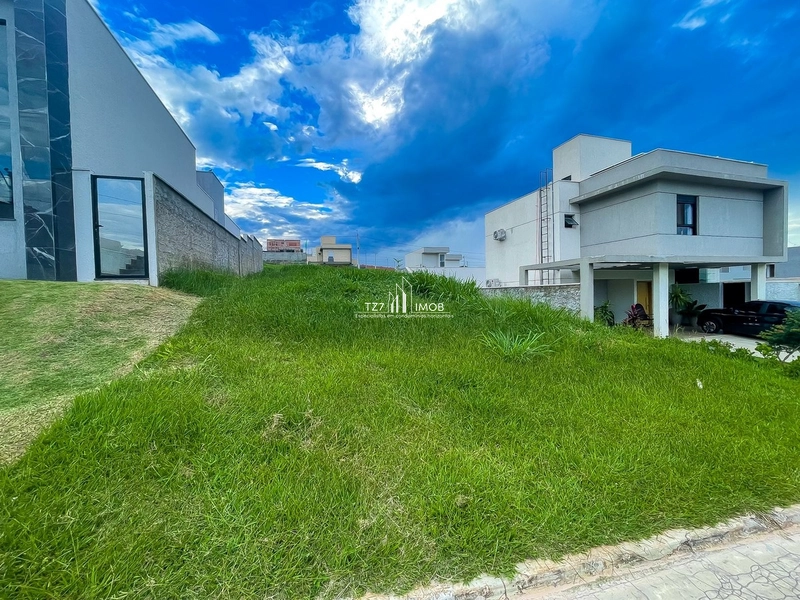 Lote no Jardins Barcelona - Lote com 300 m²- Ágio R$130.000,00: 4ª foto da galeria de imagens do imóvel
