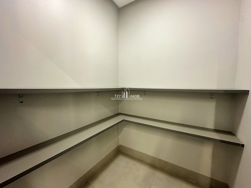 Belíssimo Sobrado de esquina - Localizado no Jardins Capri.: 11ª foto da galeria de imagens do imóvel