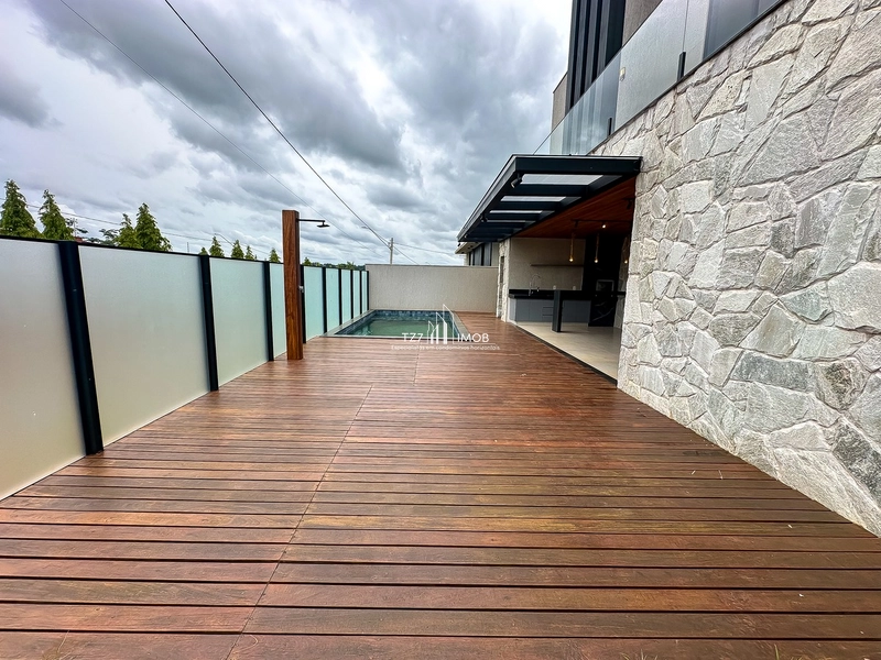 Belíssimo Sobrado de esquina - Localizado no Jardins Capri.: 12ª foto da galeria de imagens do imóvel