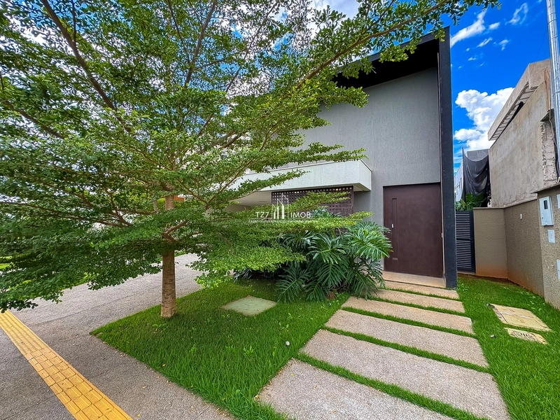 Sobrado com 3 suítes,  Condomínio Jardins Barcelona.