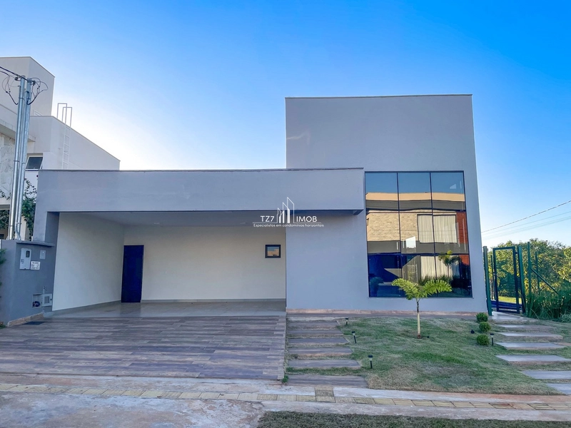 Casa Térrea com 3 suites independentes, condominio Jardins Porto