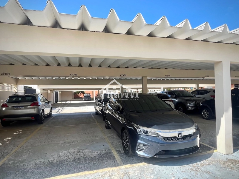 Apartamento em prédio com piscina e linda vista: 22ª foto da galeria de imagens do imóvel