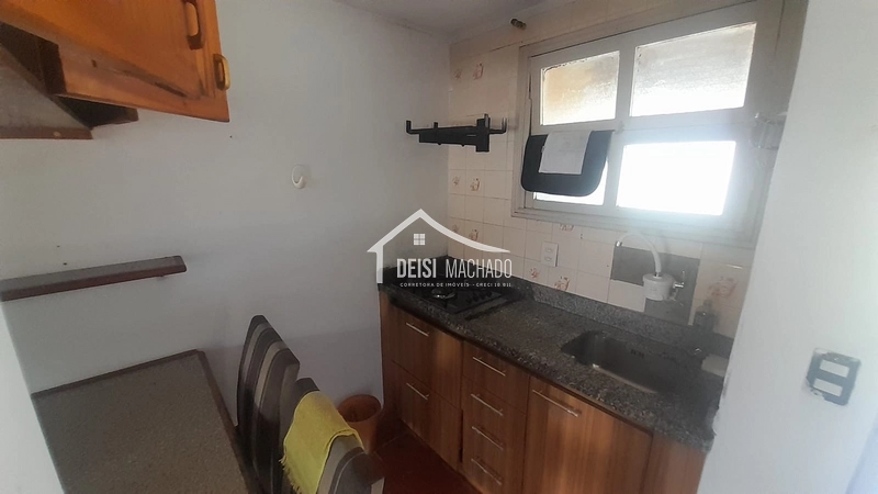 Estúdio em condomínio com piscina em Capão Novo: 7ª foto da galeria de imagens do imóvel