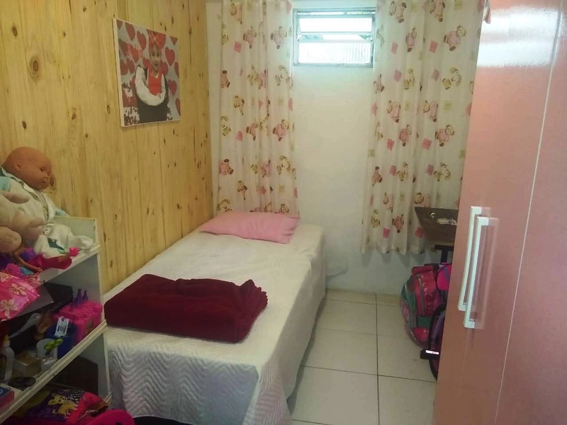 Casa Residencial + Lojas Comerciais: 7ª foto da galeria de imagens do imóvel