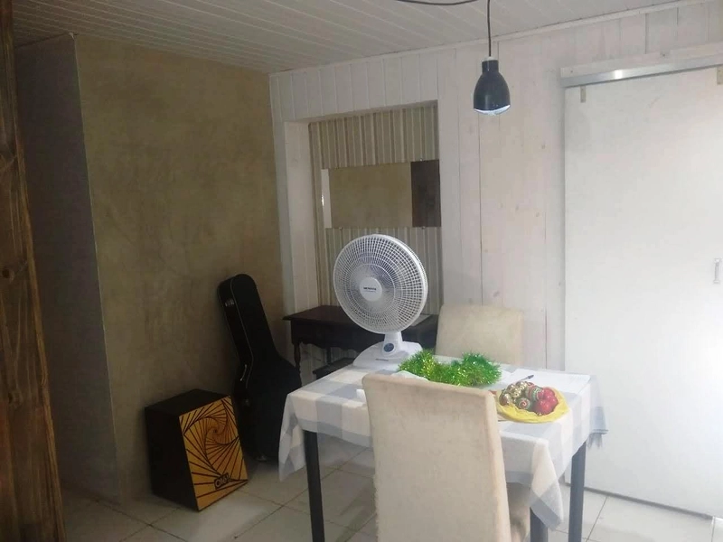 Casa Residencial + Lojas Comerciais: 13ª foto da galeria de imagens do imóvel