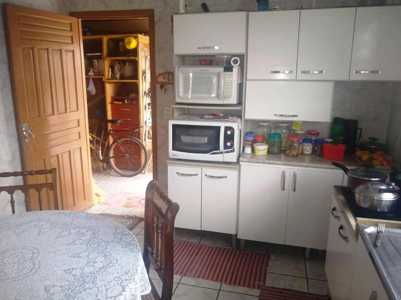 Casa Residencial + Lojas Comerciais: 14ª foto da galeria de imagens do imóvel