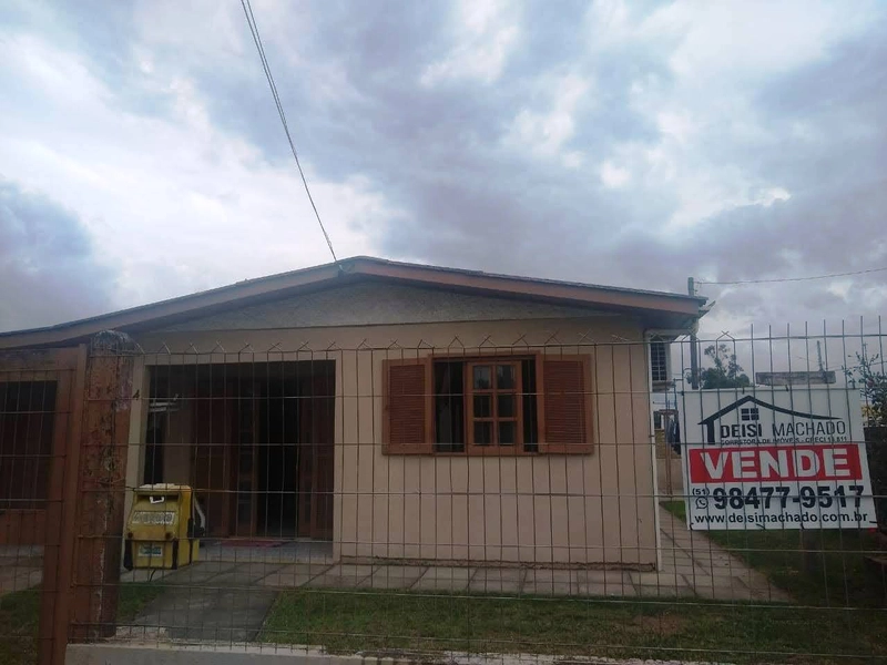Casa Residencial + Lojas Comerciais: 1ª foto da galeria de imagens do imóvel