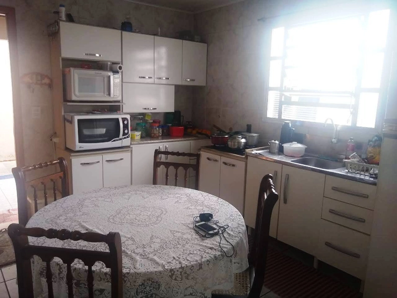 Casa Residencial + Lojas Comerciais: 18ª foto da galeria de imagens do imóvel