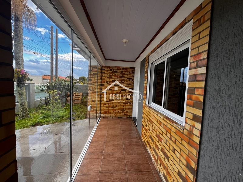 CASA EM ÁREA RESIDENCIAL EM CAPÃO NOVO - POSTO 5: 4ª foto da galeria de imagens do imóvel