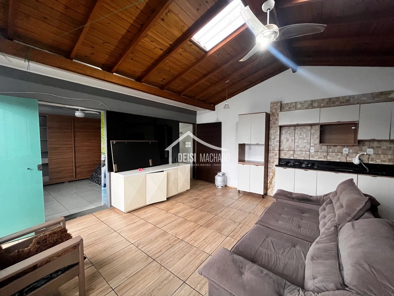 CASA EM ÁREA RESIDENCIAL EM CAPÃO NOVO - POSTO 5: 10ª foto da galeria de imagens do imóvel