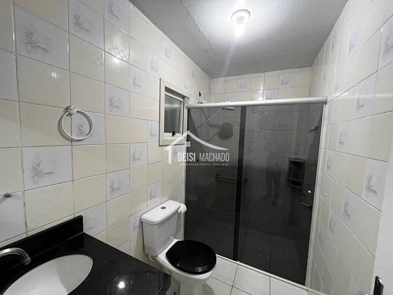 CASA EM ÁREA RESIDENCIAL EM CAPÃO NOVO - POSTO 5: 30ª foto da galeria de imagens do imóvel