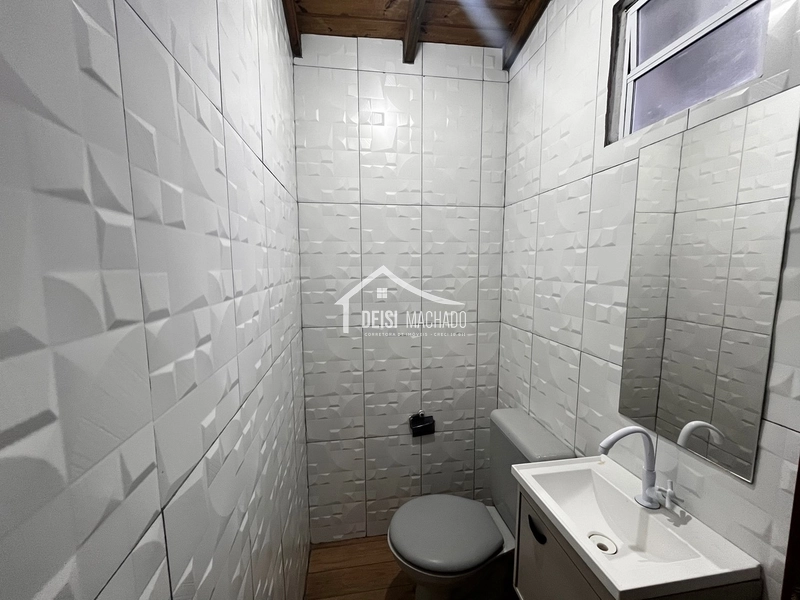 CASA EM ÁREA RESIDENCIAL EM CAPÃO NOVO - POSTO 5: 16ª foto da galeria de imagens do imóvel