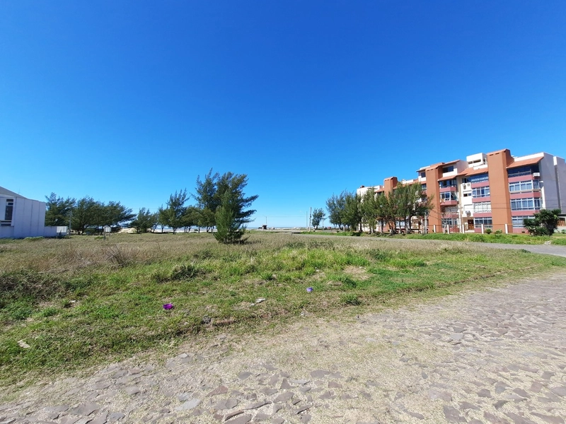 ÁREA com 1.200m² a beira-mar na PRAIA CAPÃO NOVO: 2ª foto da galeria de imagens do imóvel